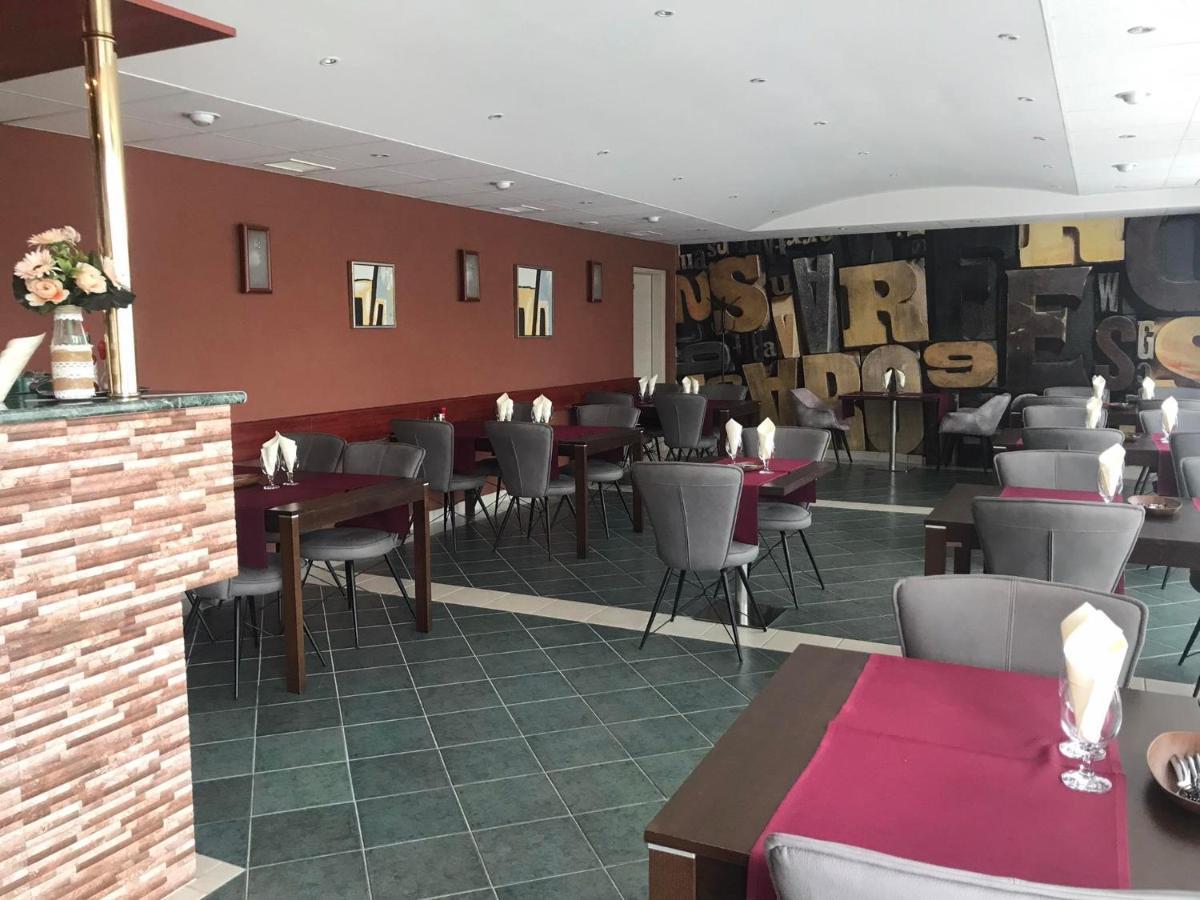 Katalin Motel&Étterem Berettyóújfalu Kültér fotó