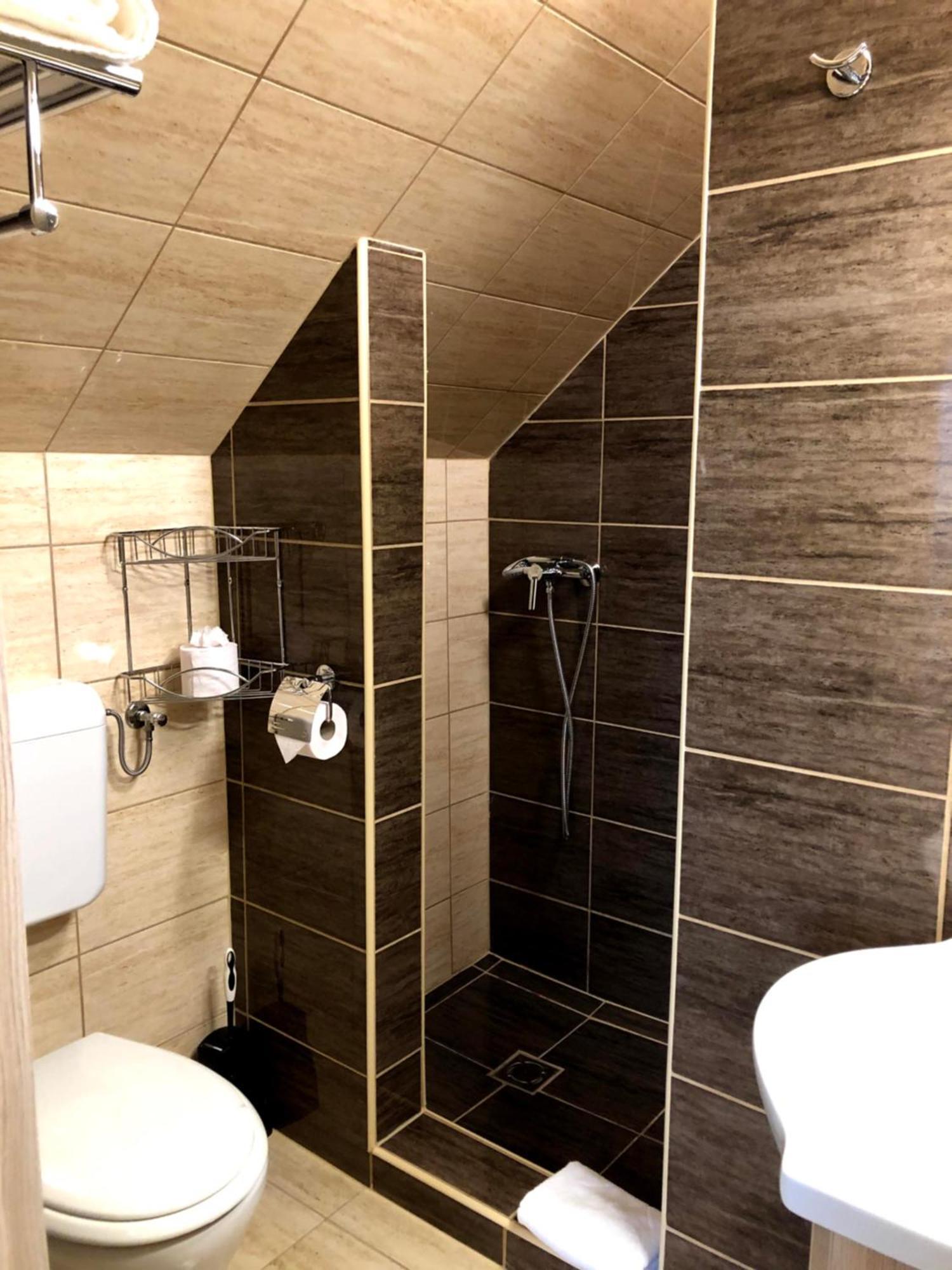 Katalin Motel&Étterem Berettyóújfalu Kültér fotó