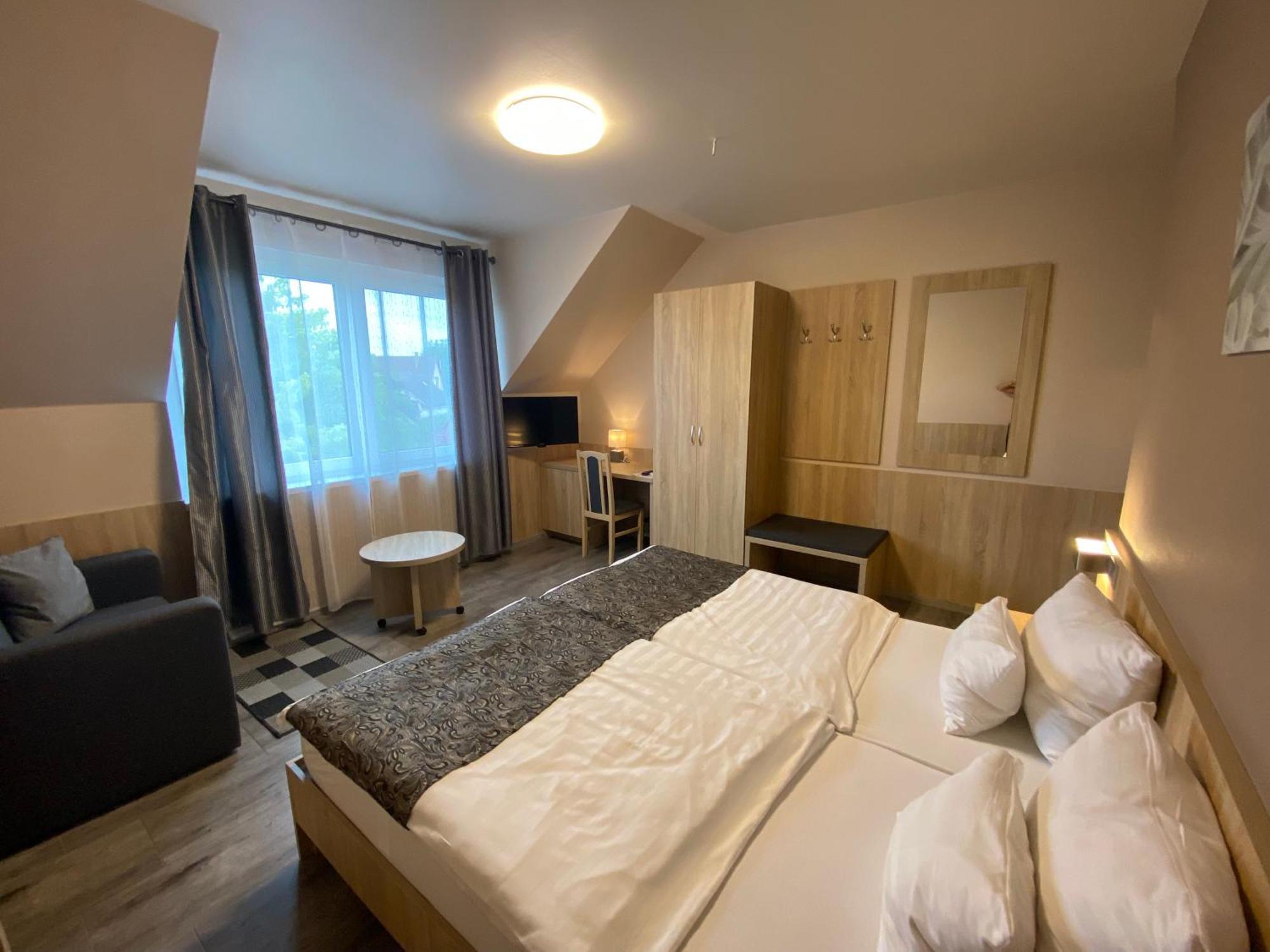 Katalin Motel&Étterem Berettyóújfalu Kültér fotó